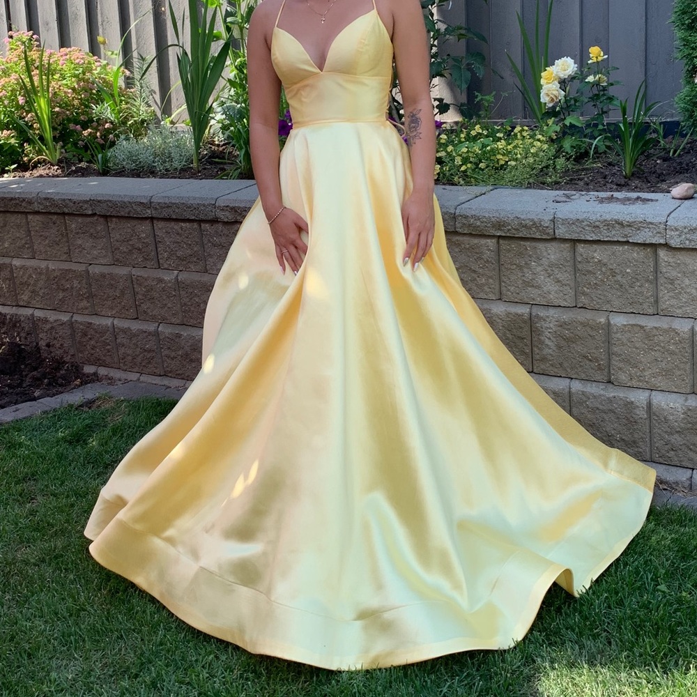 Sherri hill prom dress - Picture 1 of 4
